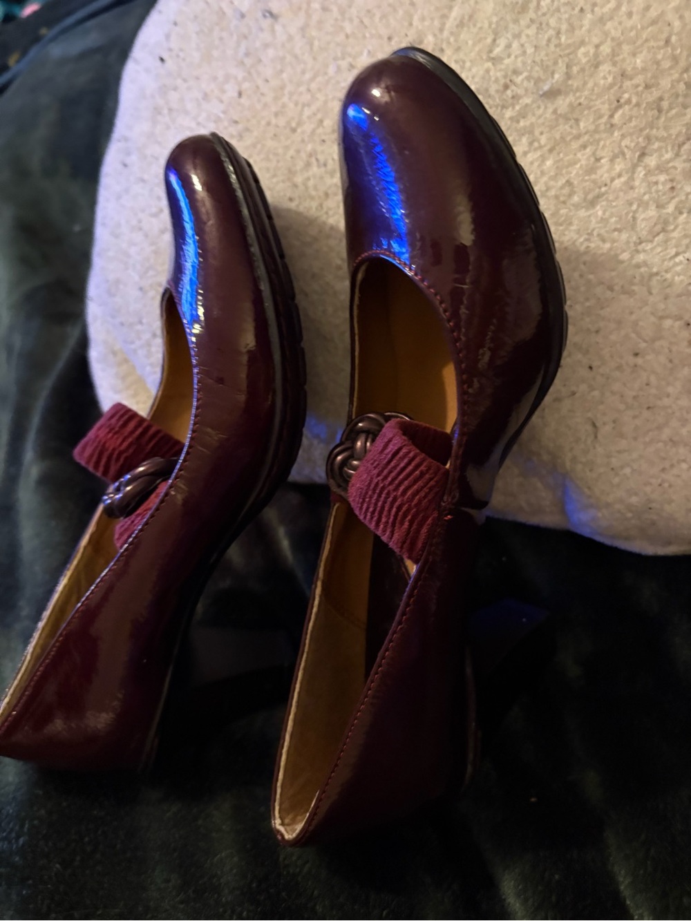 Maroon Merona Women’s Patent Burgundy Dress Heels with Elastic Strap